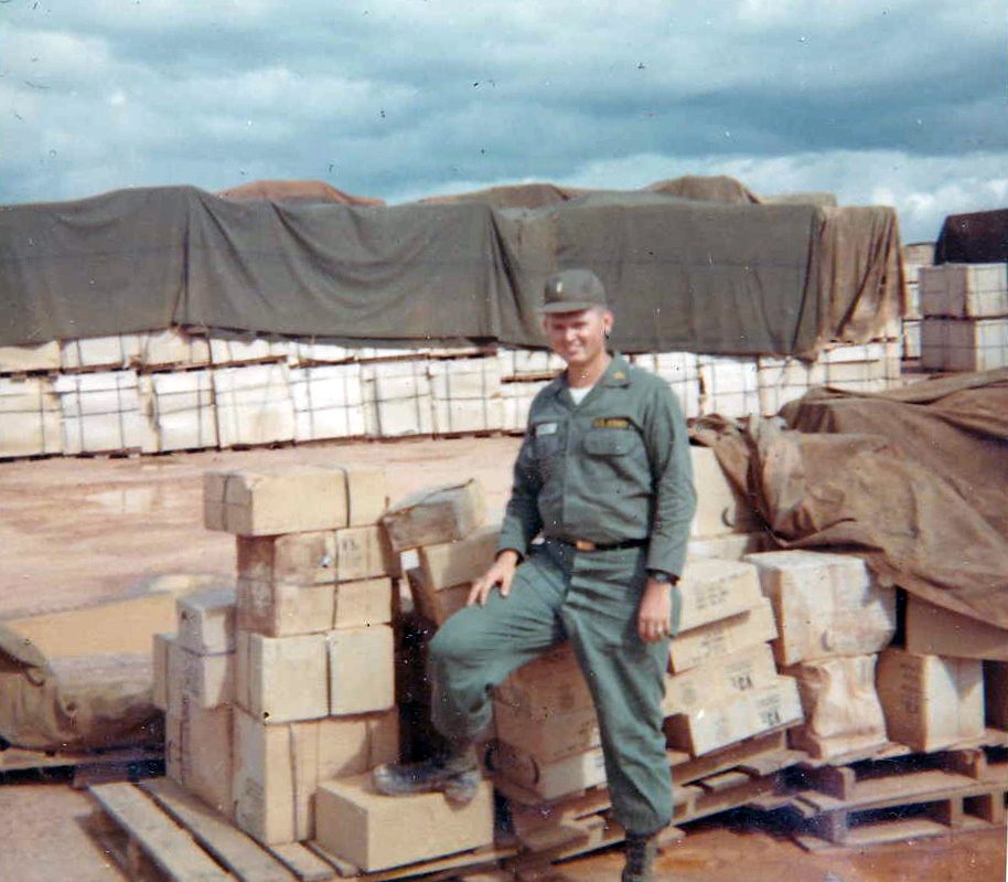 2LT Parker at 506th S&S Co Class I supply point, Long Binh - Jul 1966