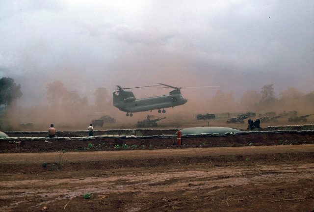 6 Xuan Loc - Chinook heliocopters e (640x432) (640x432)