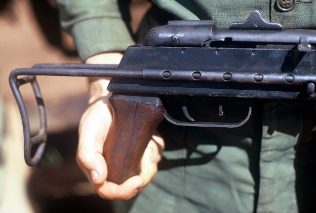 8 7 Enemy weapons 7 (640x432)