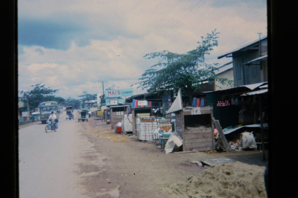 80678317-SLD-005-0090