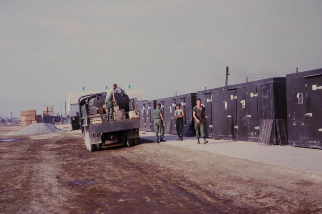 80678317-SLD-005-0098