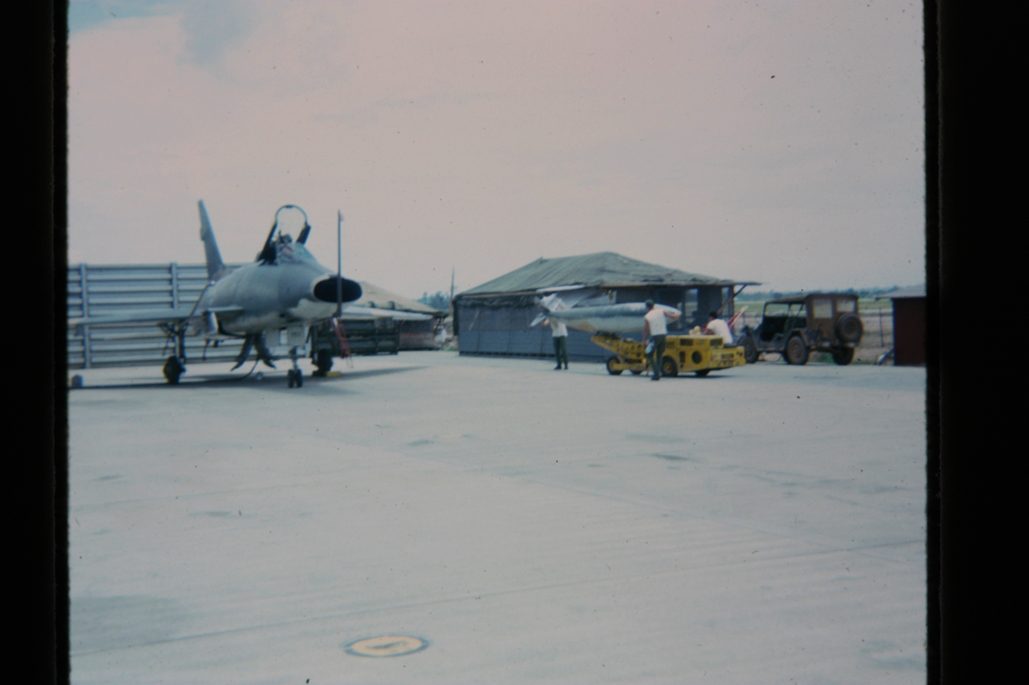 80678317-SLD-005-0116