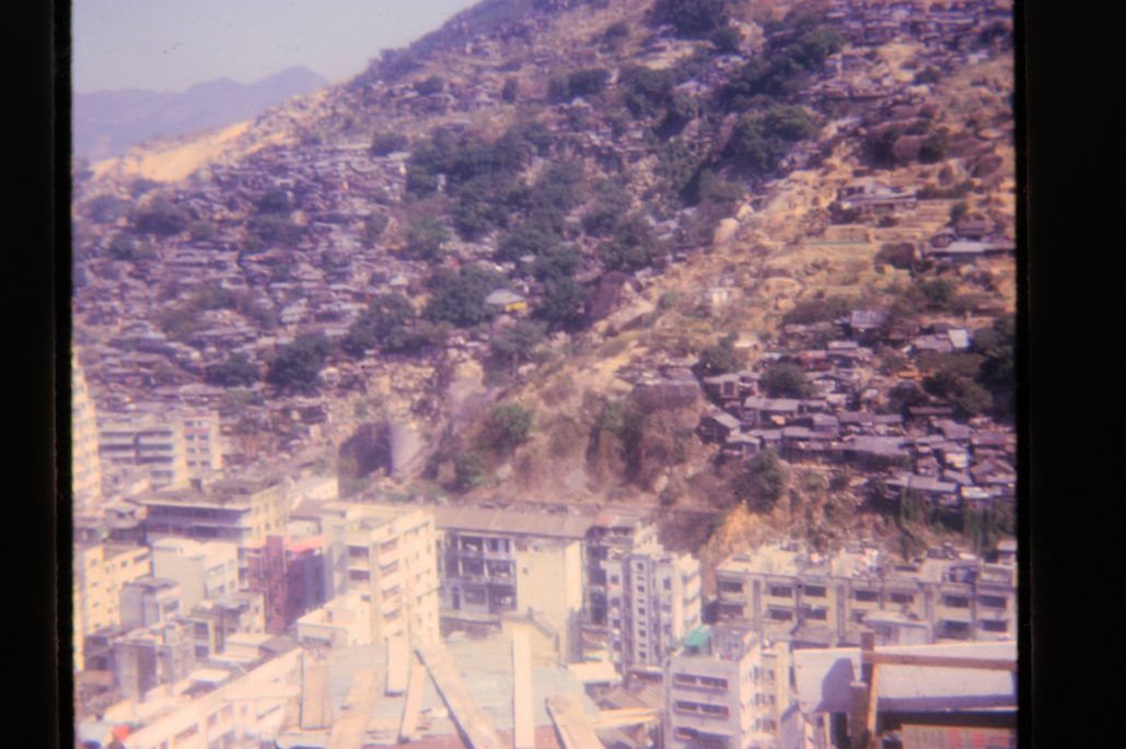 80678317-SLD-005-0225