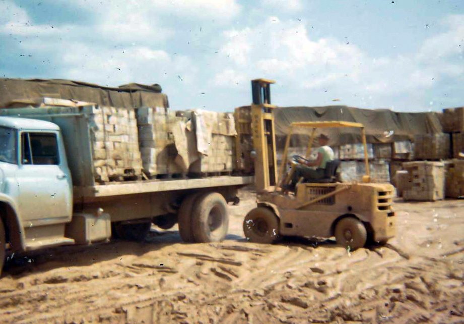 Class I supply activity, 506th S&S Co, Long Binh - Aug 1966