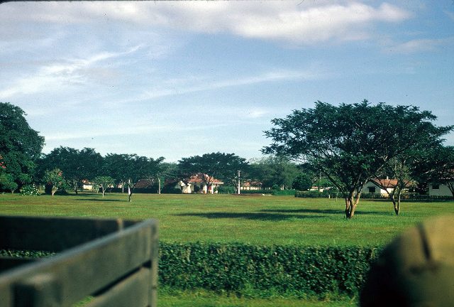 Convoy - Long Binh to Xuan Loc - French rub pltn (640x432)