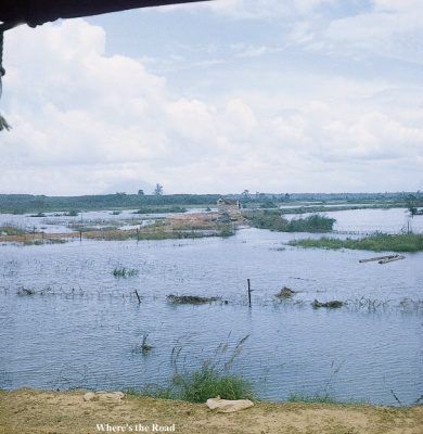 Dau Tieng- flooding at bridge from Jim May