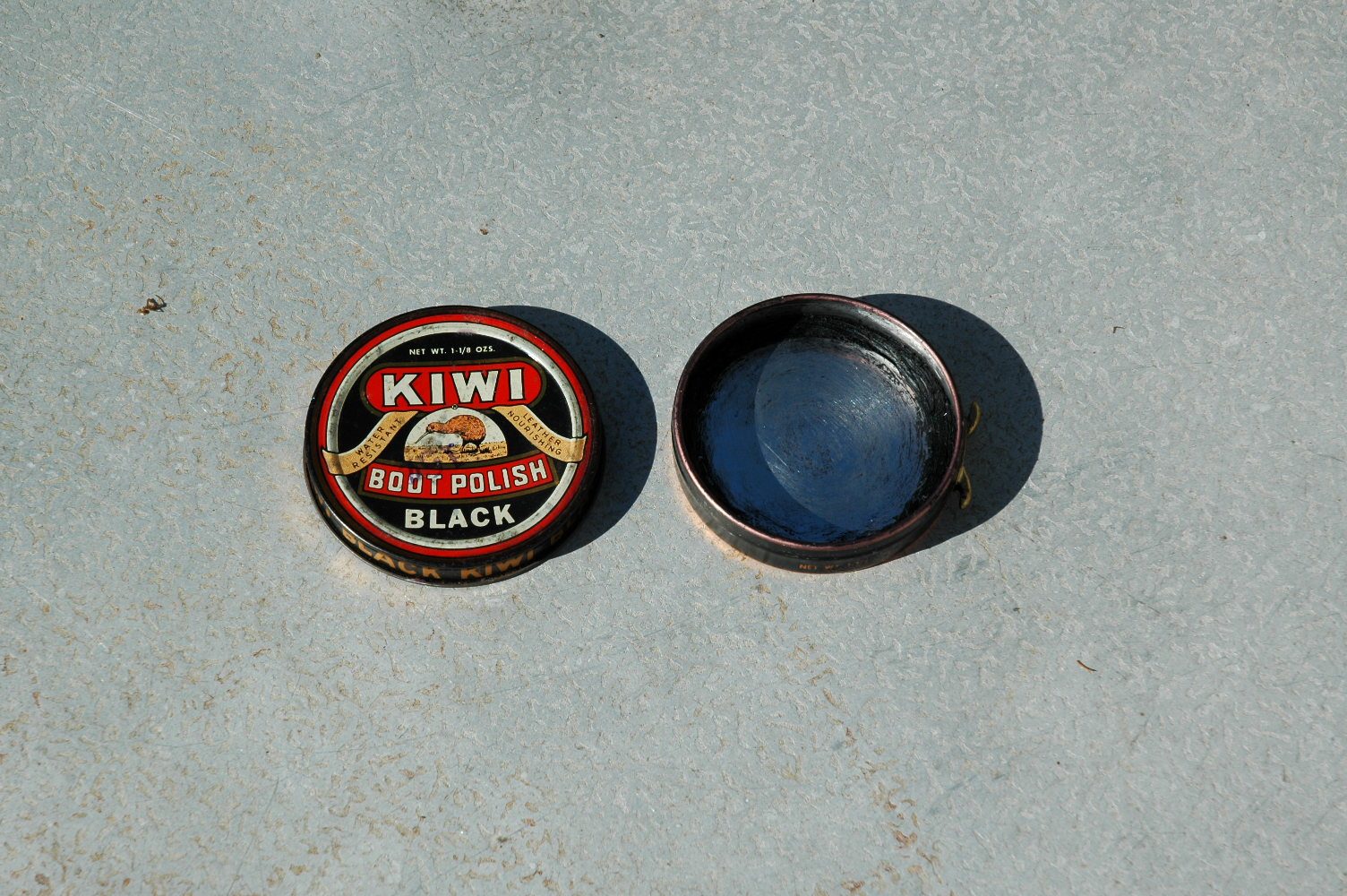 Memorabilia photo 29