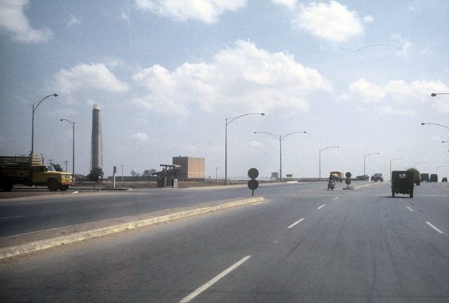 Long Binh to Saigon - Newport Bridge area (640x432)