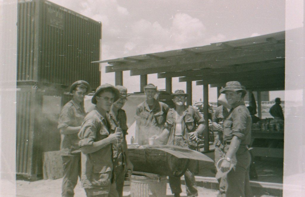 Nam 023