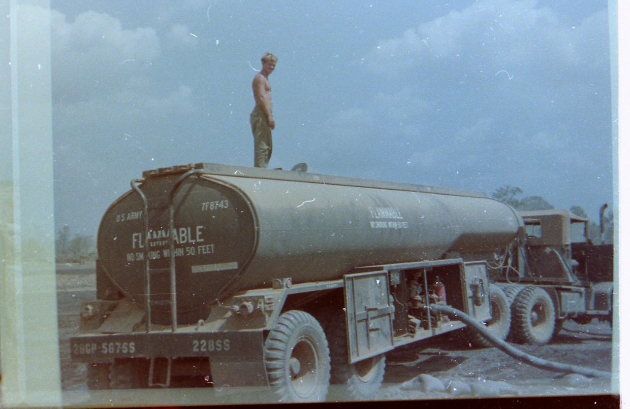 Nam 028