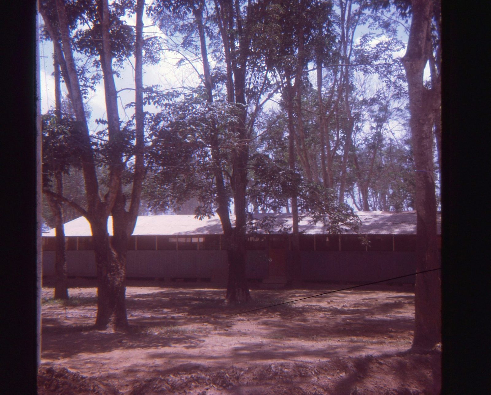 img045